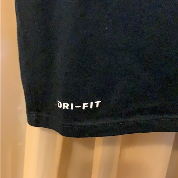 Kyrie Irving NBA Celtics Nike Tee - Picture 3 of 7